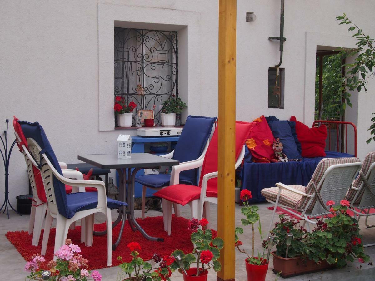 Deel Apartman Mestecǎneşti Exterior foto